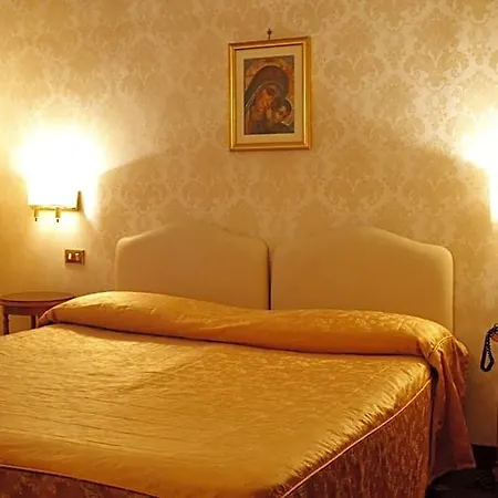 Torino 4*
