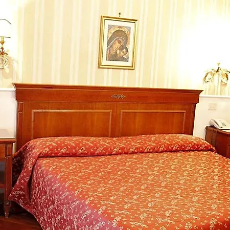 Torino 4*