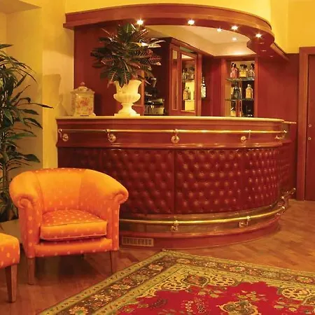 Torino 4*